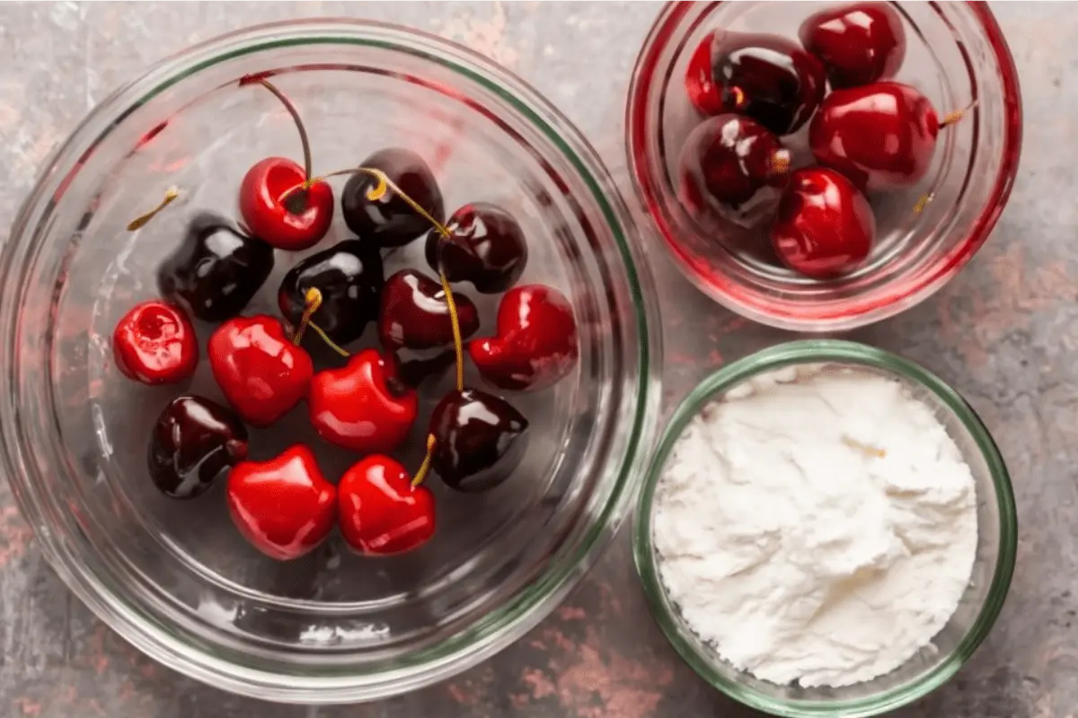 Are maraschino cherries good baking?